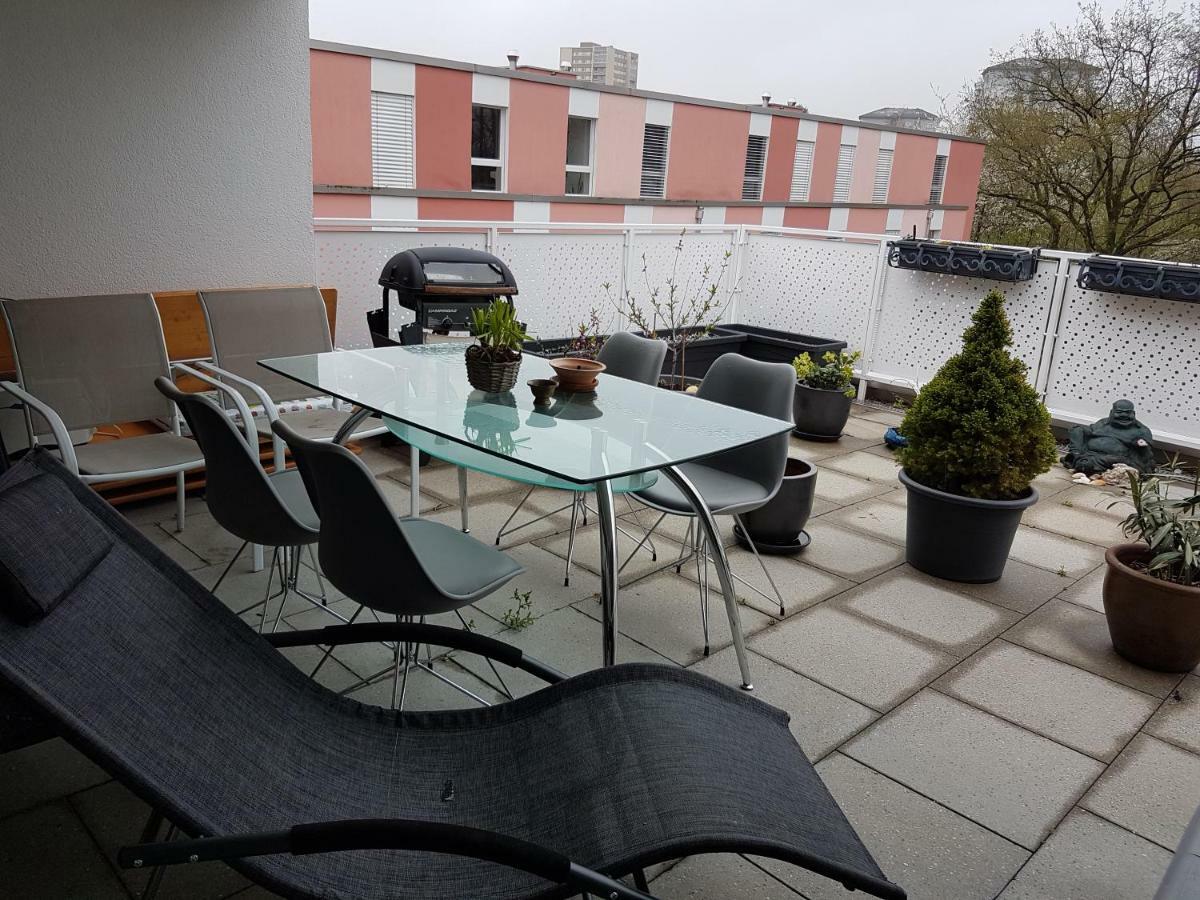 Zimmer In Penthouse-Wohnung Windisch Dış mekan fotoğraf